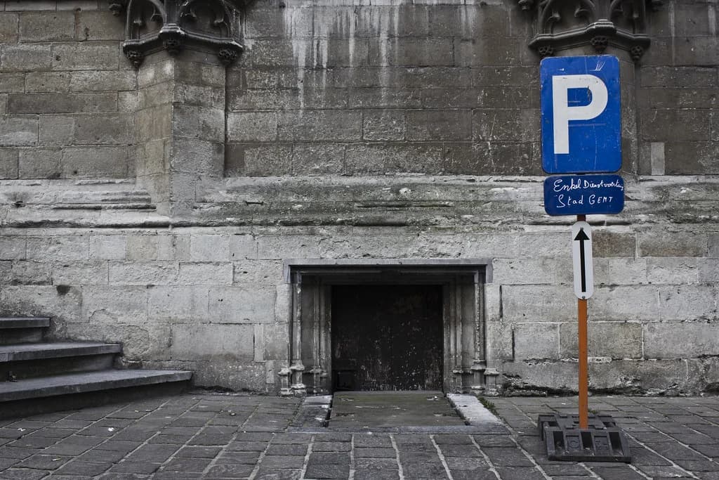 Parking in Ghent: Best Spots, Prices, and Tips