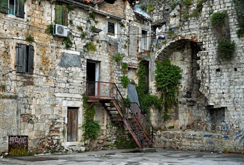 Is Split Safe for Tourists? 9 Essential Safety Insights for 2025