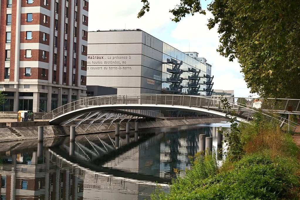 Strasbourg Nightlife Guide: Best Bars, Clubs & Tips