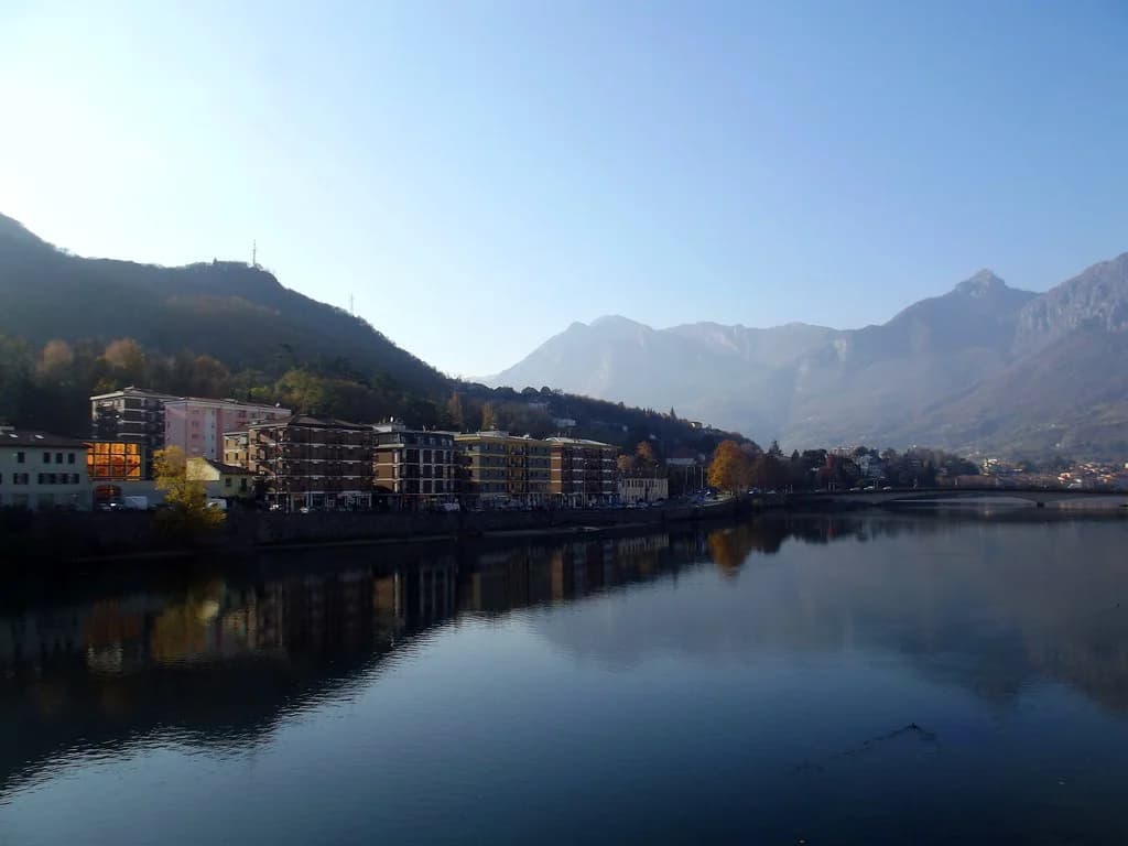 Lombardy Region Travel Guide: Bergamo, Brescia and the Lakes (2026)