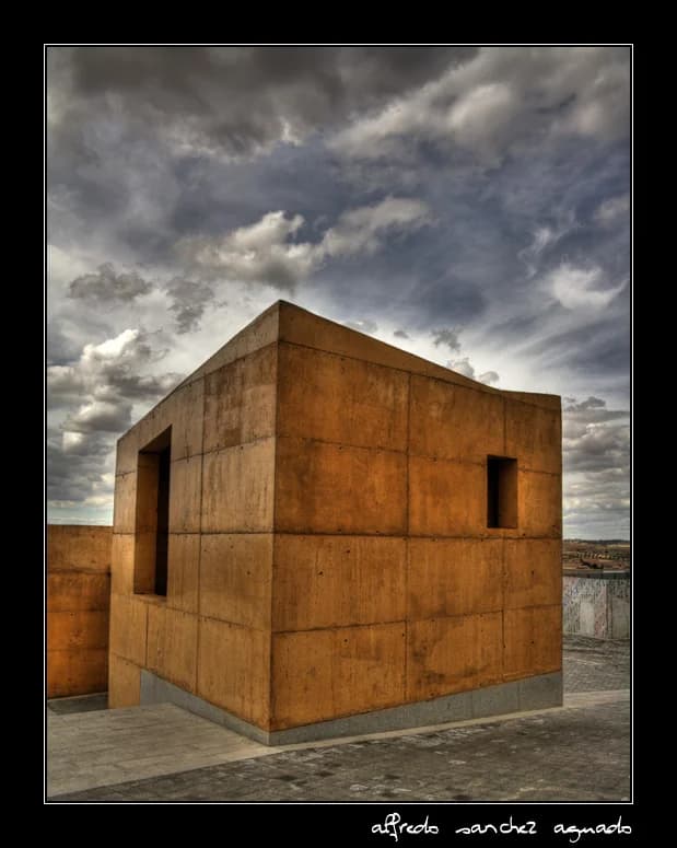 Parking in Toledo Spain: Best Free and Paid Lots 2026