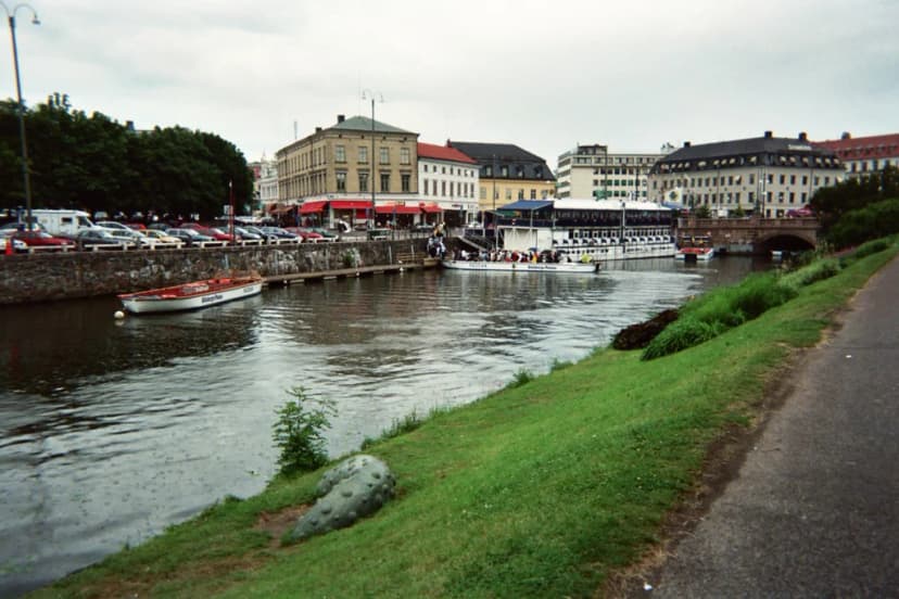 Gothenburg Beach Guide 2026: Top Coastal Spots & Archipelago Ferries