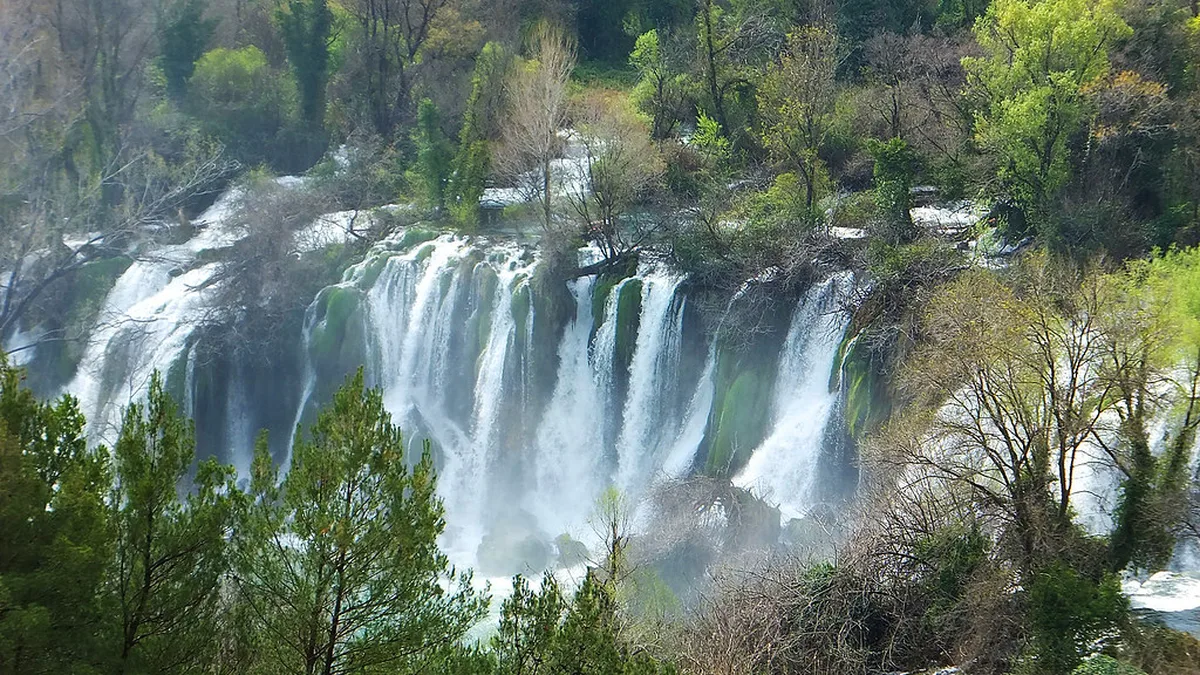 Visiting the Koski Mehmed Pasha Mosque in Mostar