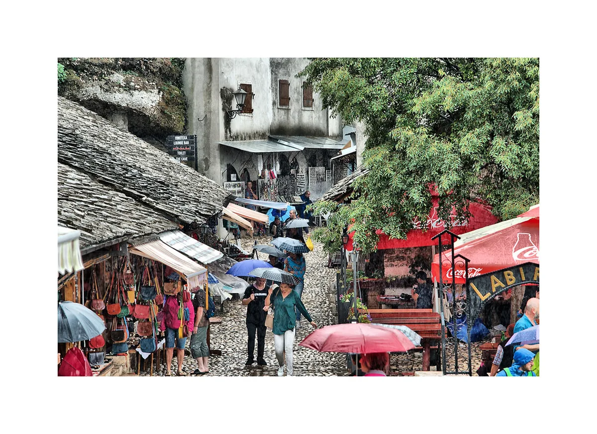 Exploring the Old Bazaar and Artisan Shops in Mostar
