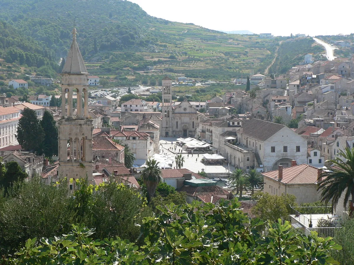 Family-Friendly Shores for Safe Swimming in Hvar Town