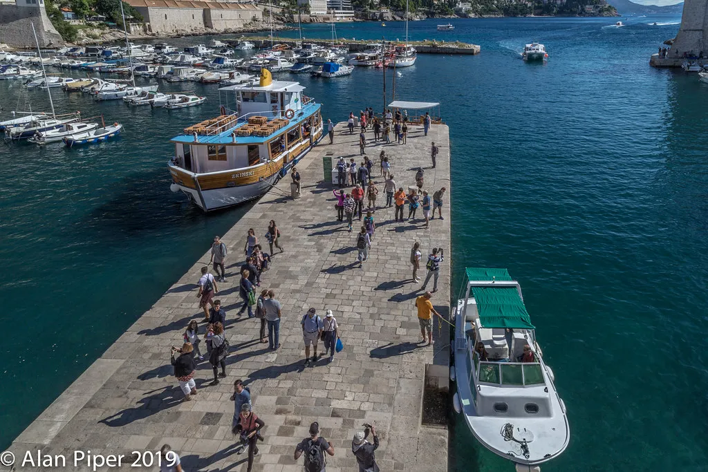 How Locals Treat Tourists: A Solo Traveler’s Perspective in Croatia