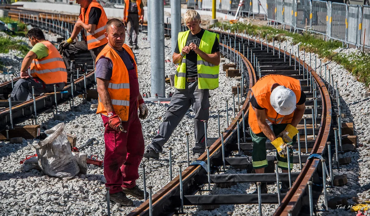 Safety Tips for Nightlife and Solo Travelers in Tallinn