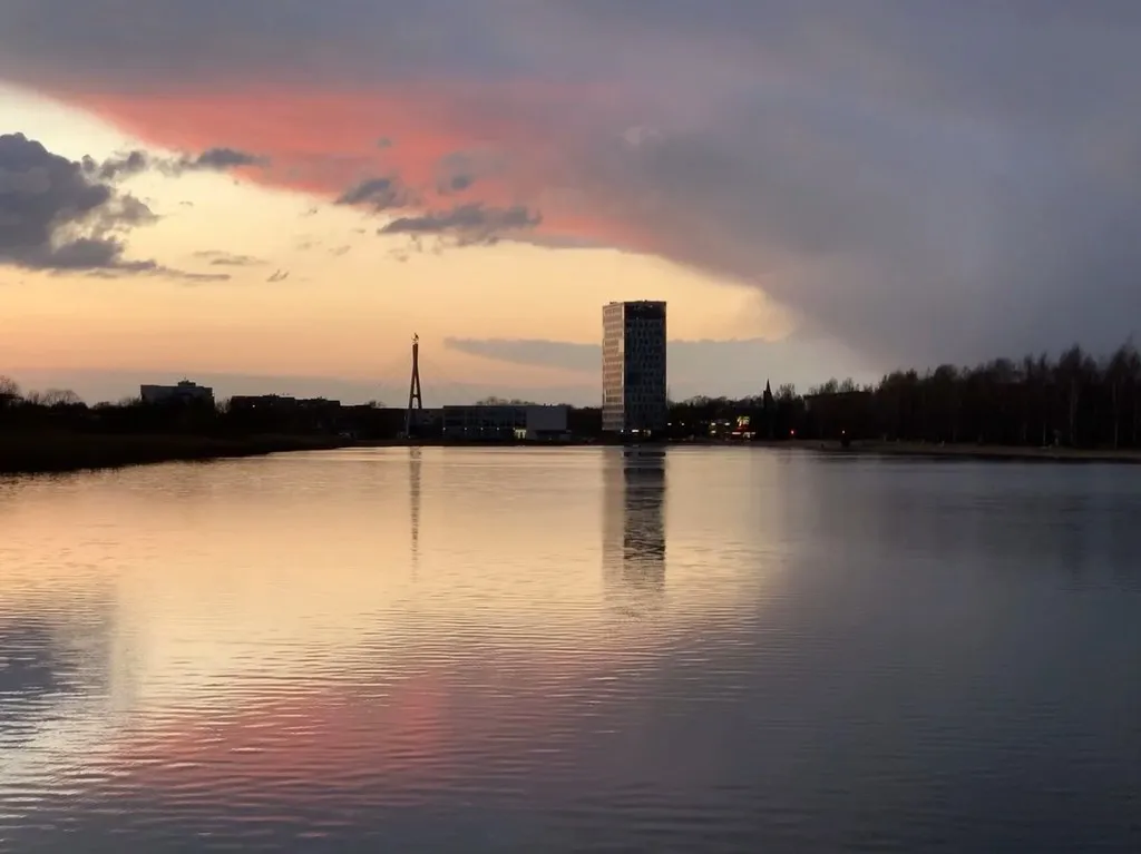 Tallinn Airport Parking: Short vs. Long Stay in Estonia