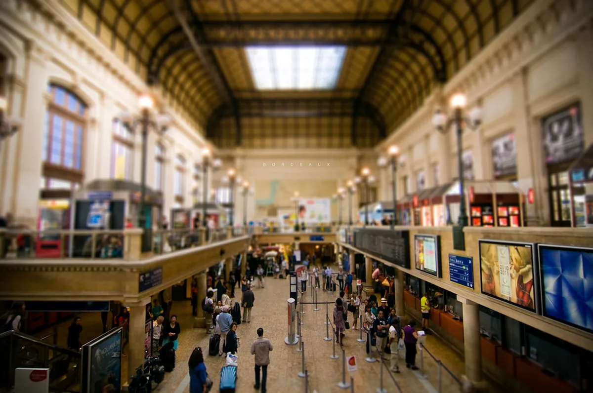 Transportation Benefits for Smart Travelers in Bordeaux