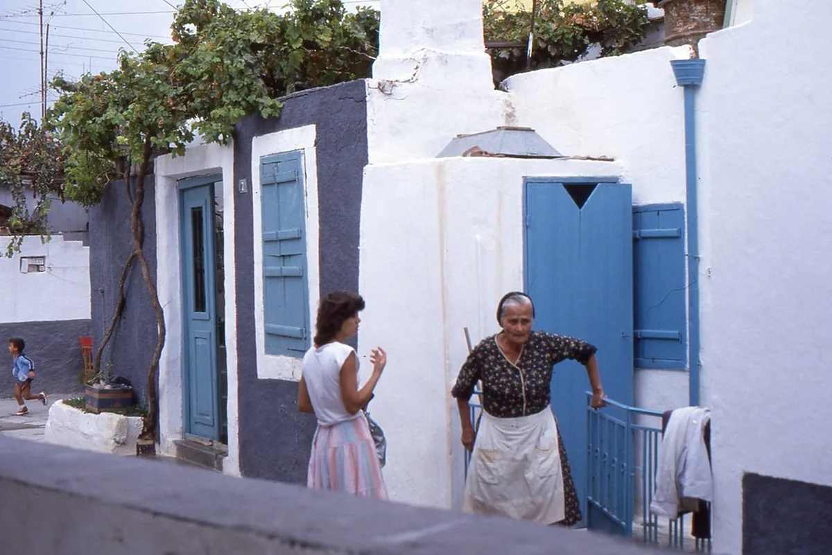 Authentic Shopping and Dining in the Central Market in Iraklio