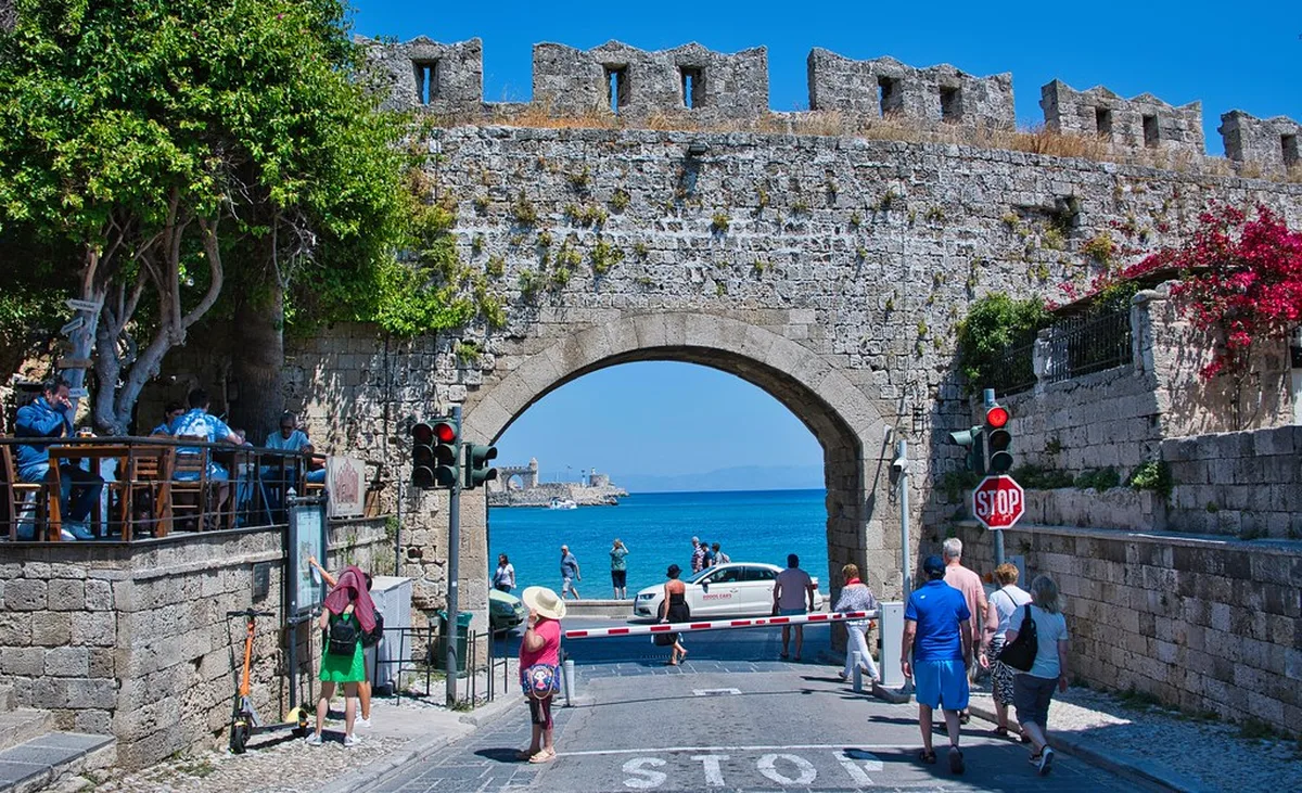 Planning Your Rhodes Walking Tour in Rhodes Town