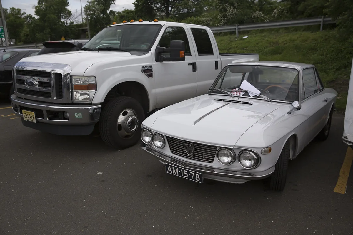 Avoiding Common Mistakes on Bergamo's Funiculars in Bergamo