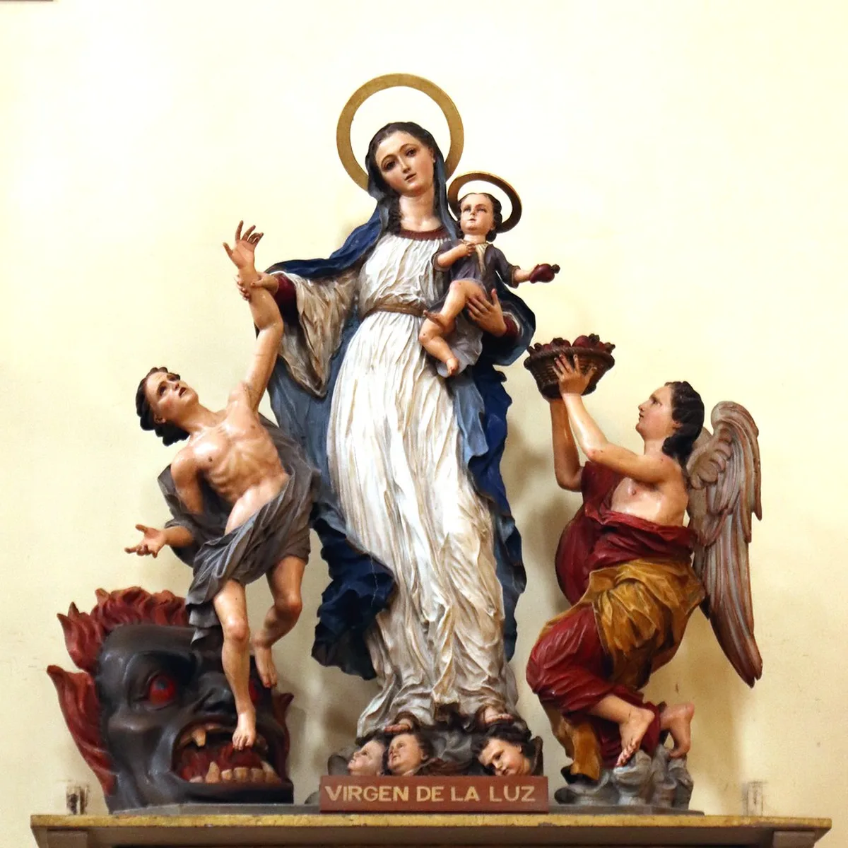 Avoiding Common Tourist Scams in Palermo