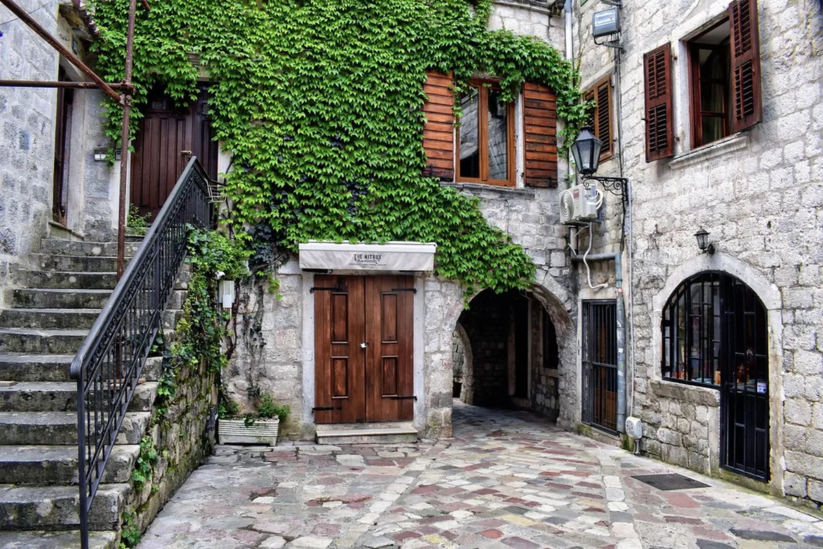 Kotor Old Town — a visual guide for visitors to montenegro