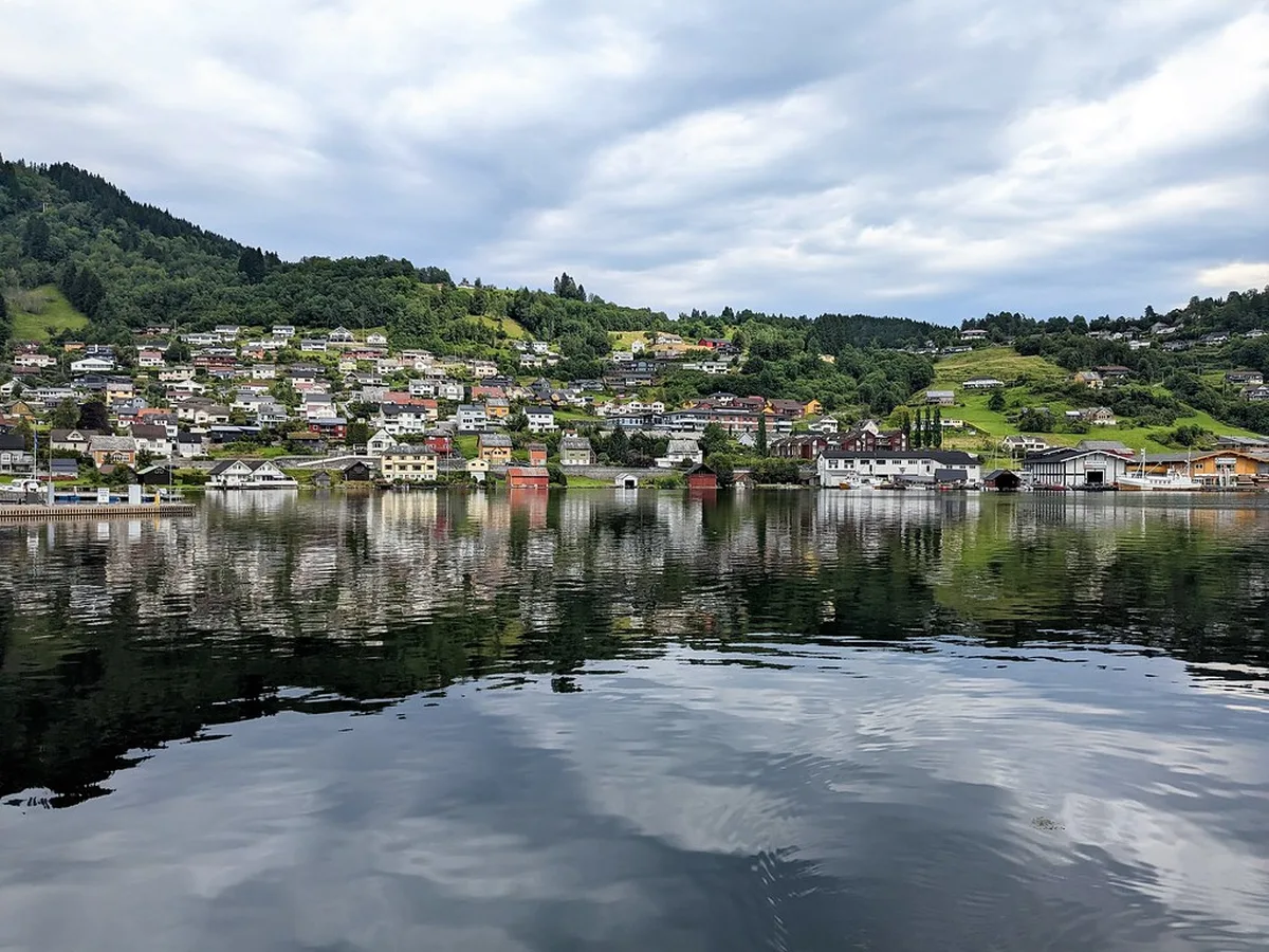 Hardangerfjord Road Trip Waterfalls, Orchards, and Viking History in One Day in Bergen