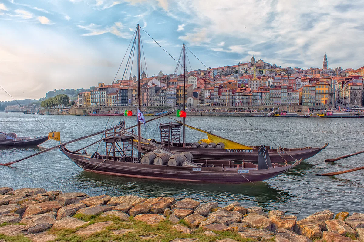 The Douro Valley Wine and Scenic Vistas in Porto