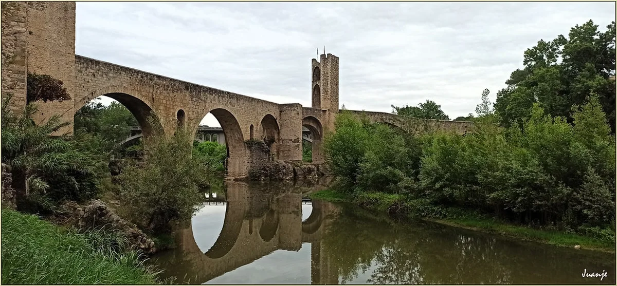 Besalú and the Medieval Heartland in Girona