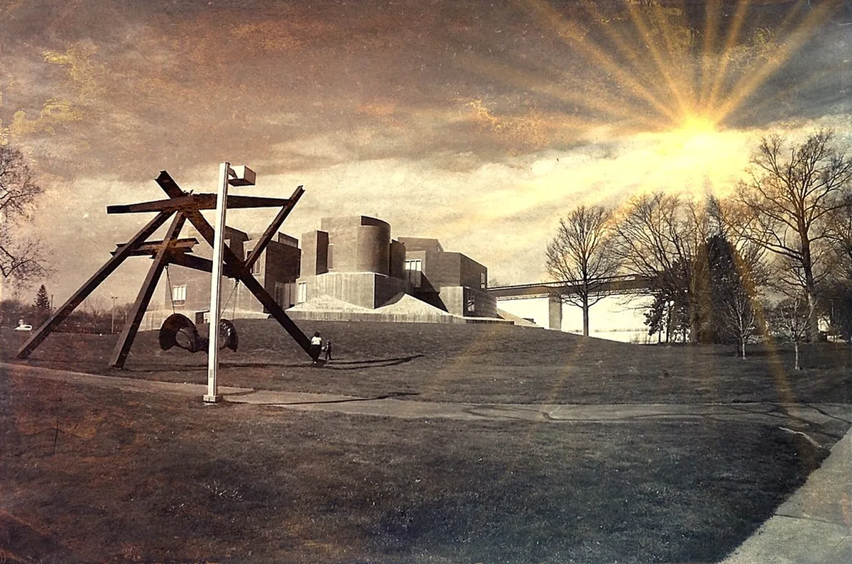 Best Free Parking Lots Near Toledo Old Town in Toledo